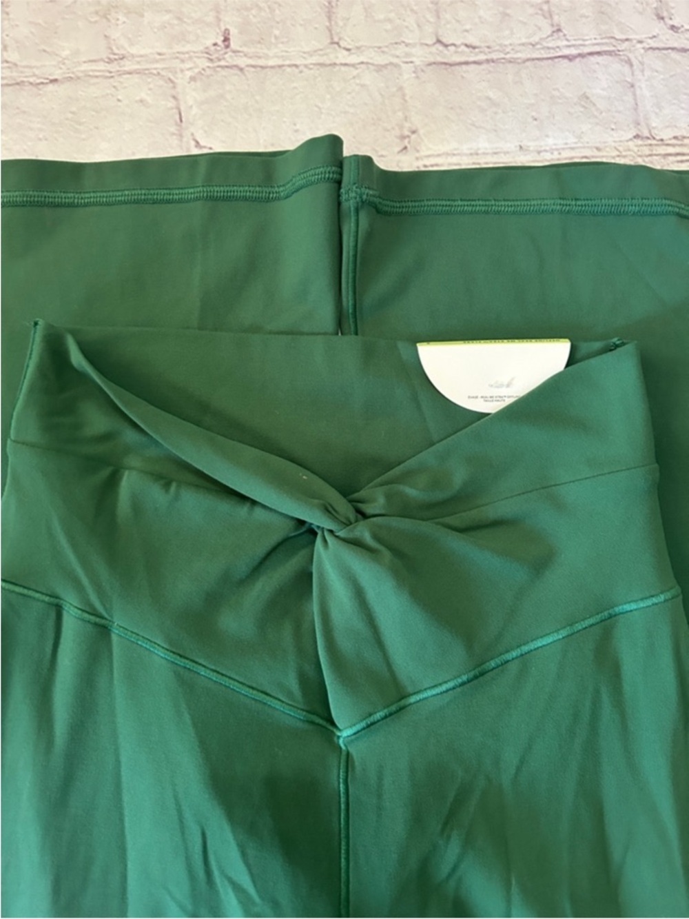 Offline By Aerie NWT Matching Set Cropped Tank & Flare pants Hunter Green Small - Picture 7 of 10